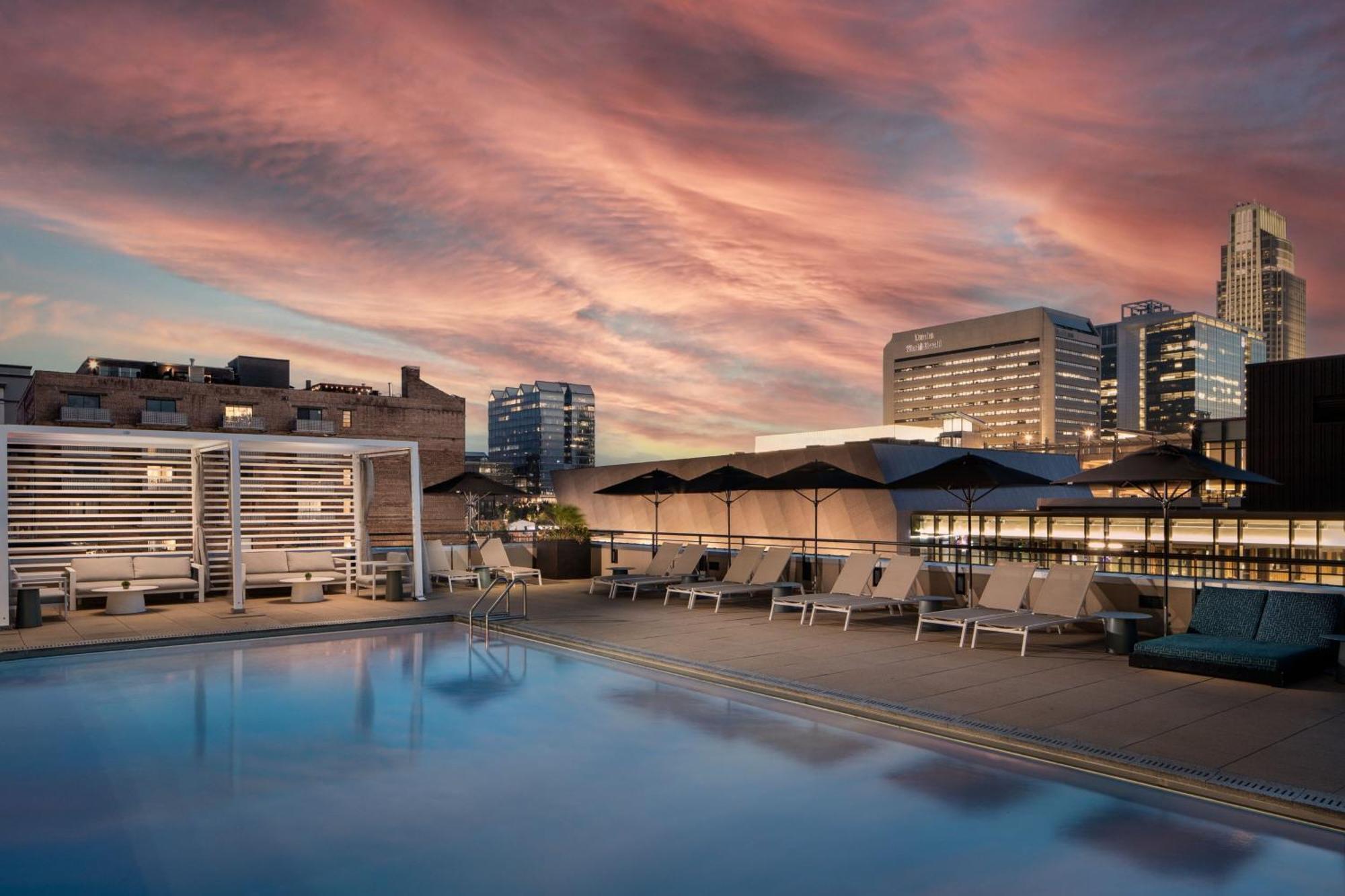 Hotel Omaha Marriott Downtown At The Capitol District Exterior foto