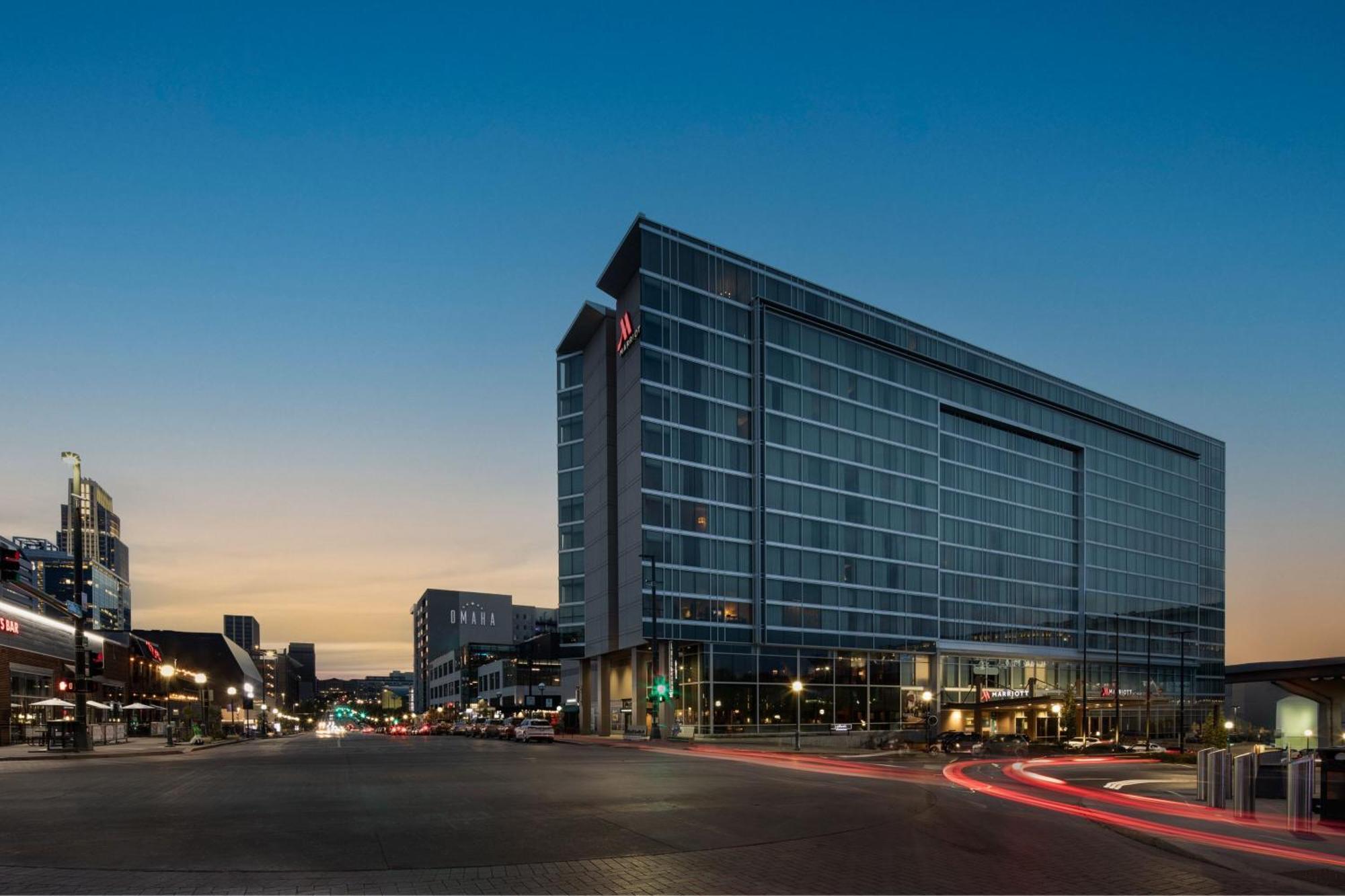 Hotel Omaha Marriott Downtown At The Capitol District Exterior foto