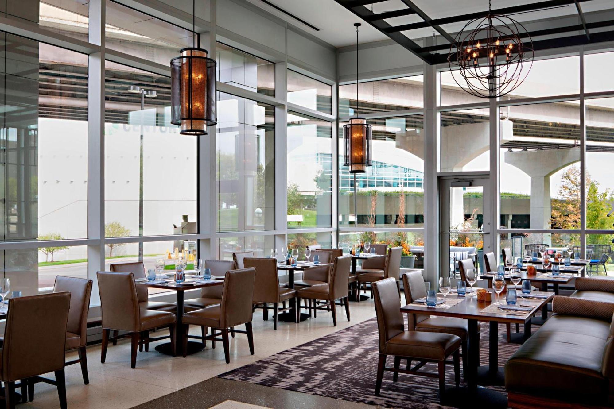 Hotel Omaha Marriott Downtown At The Capitol District Exterior foto